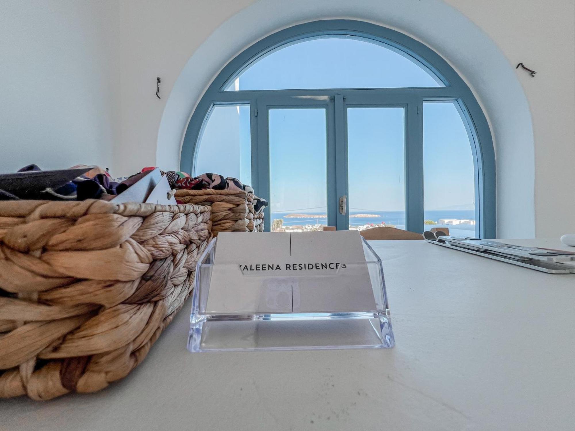 Yaleena Residences Drios Exterior foto